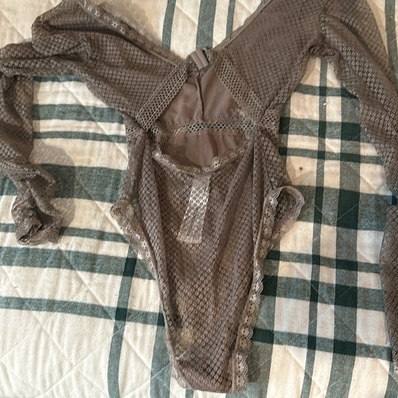 Cute go out clubbing top! Sexy and cool! - Picture 5 of 5